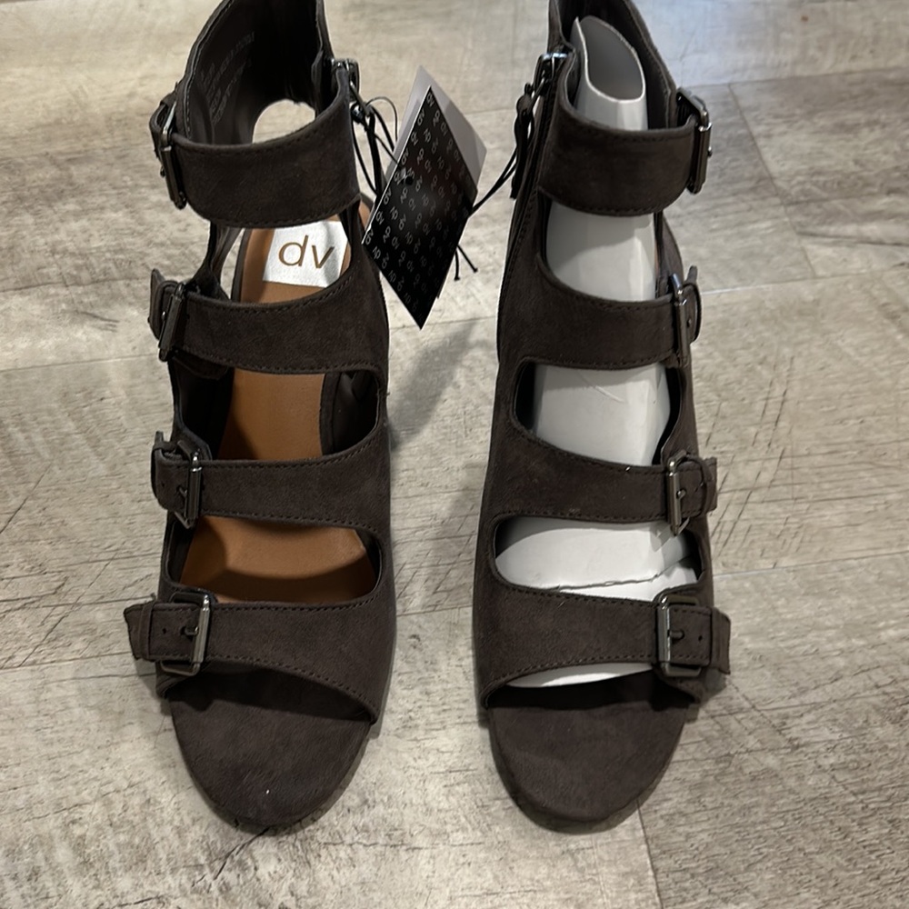 NWT • DV by dolce vita • leeann buckle wedge - Picture 6 of 7